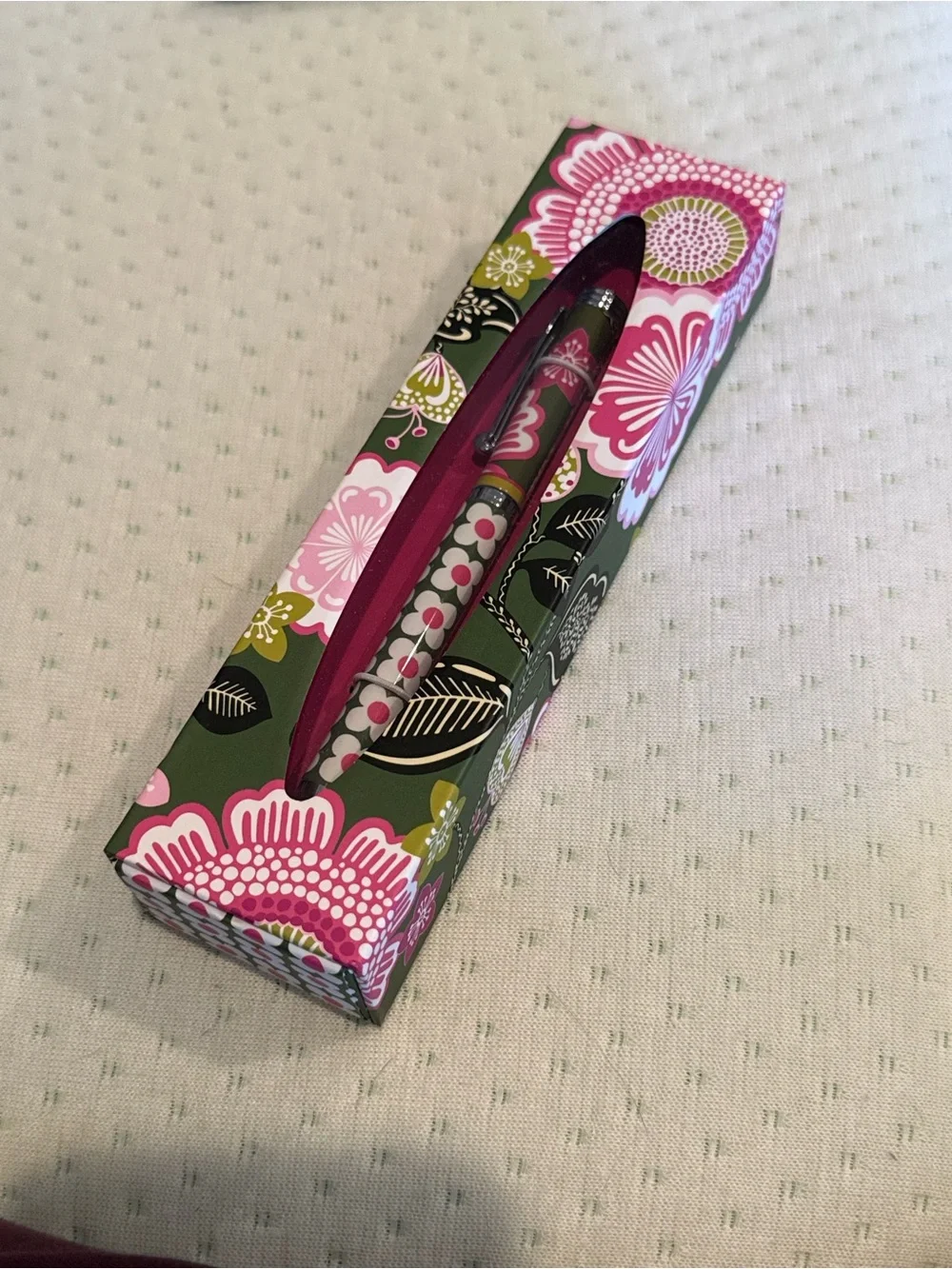 Vera Bradley NWT Ball Point Pen in Olivia Pink